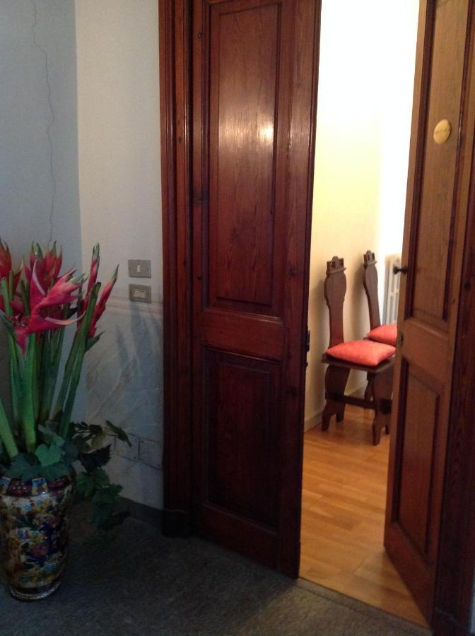 Magnolia Bed & Breakfast กาซาเล มอนแฟร์ราโต ภายนอก รูปภาพ