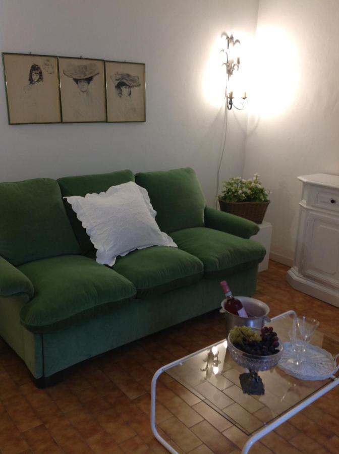 Magnolia Bed & Breakfast กาซาเล มอนแฟร์ราโต ภายนอก รูปภาพ